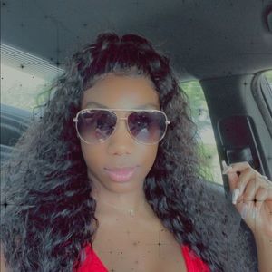 Meet your Posher, Jamie